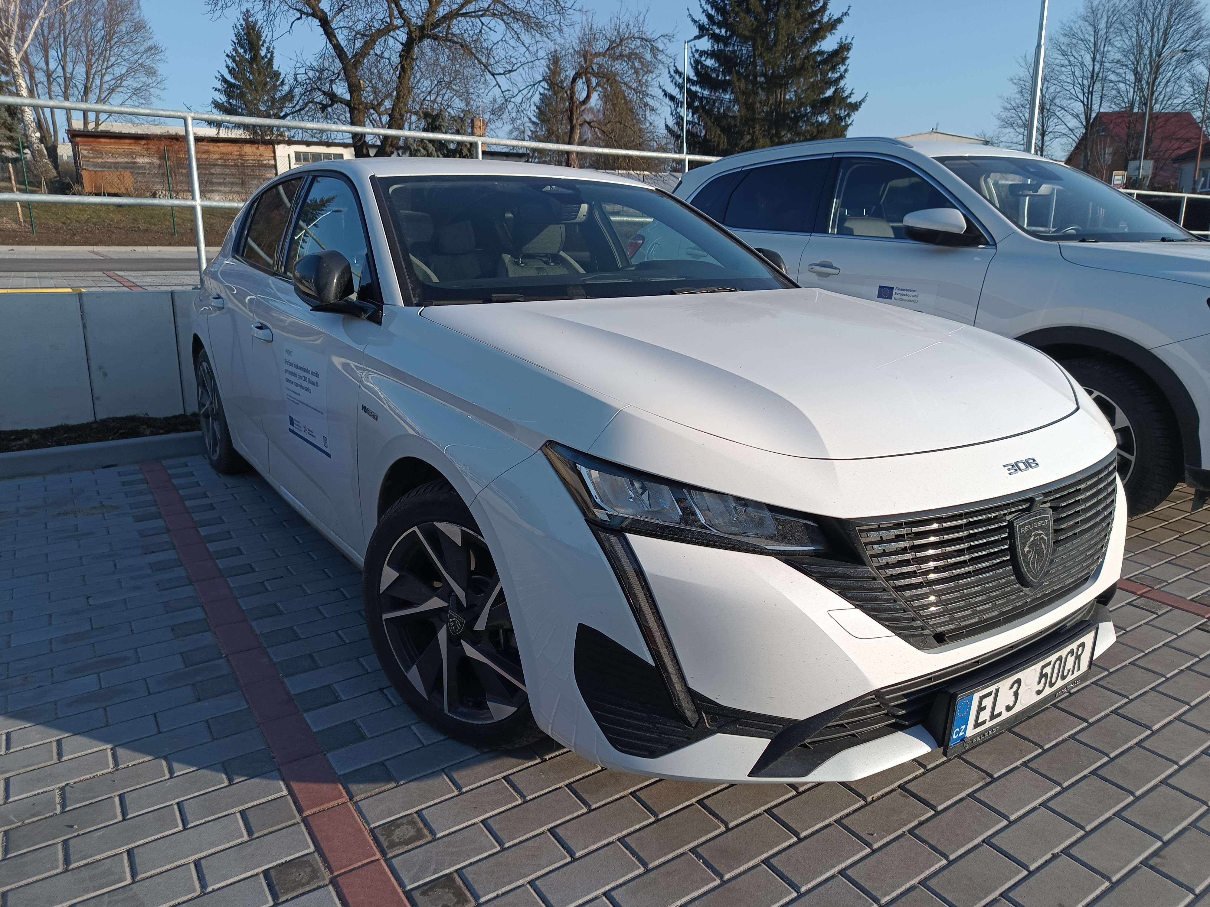 Nákup osobního automobilu pro CDZ